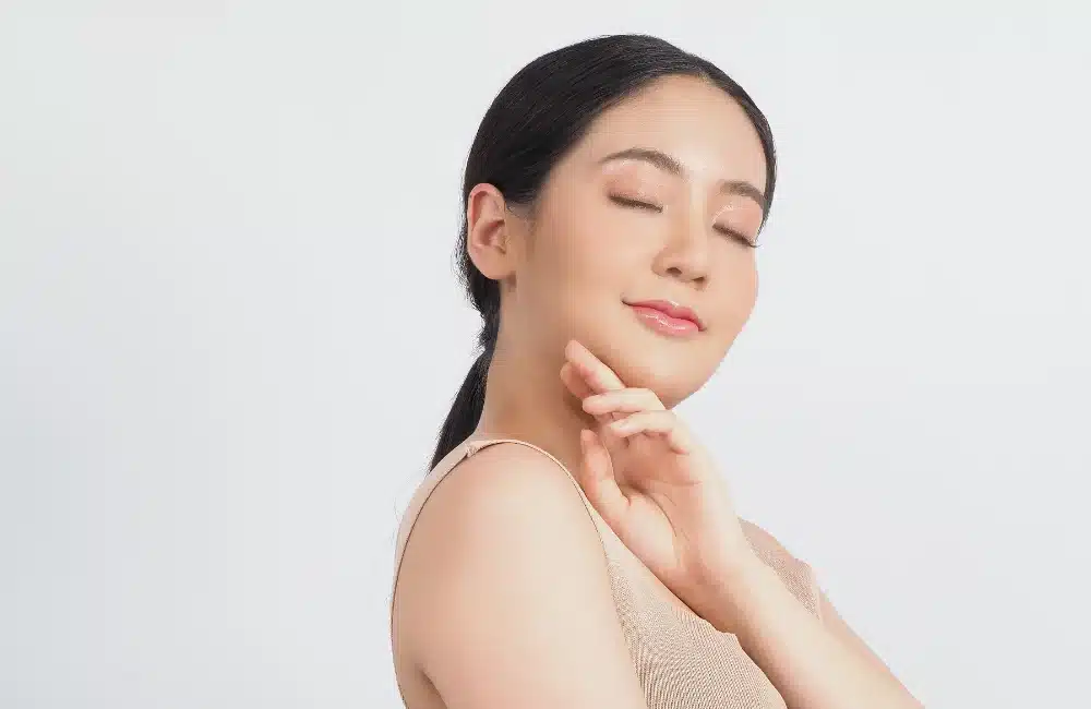 8 สิ่งที่คุณควรรู้ก่อนทำ Rejuran ที่ Elite Clinic